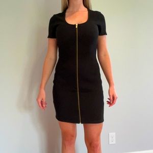 Express- Medium- Black Ribbed Full Zip Dress